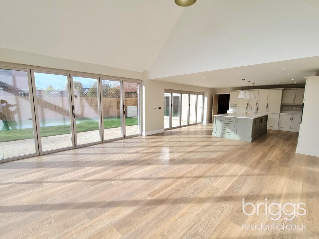 Eastgate, Deeping St James, Market Deeping, PE6 photo 2