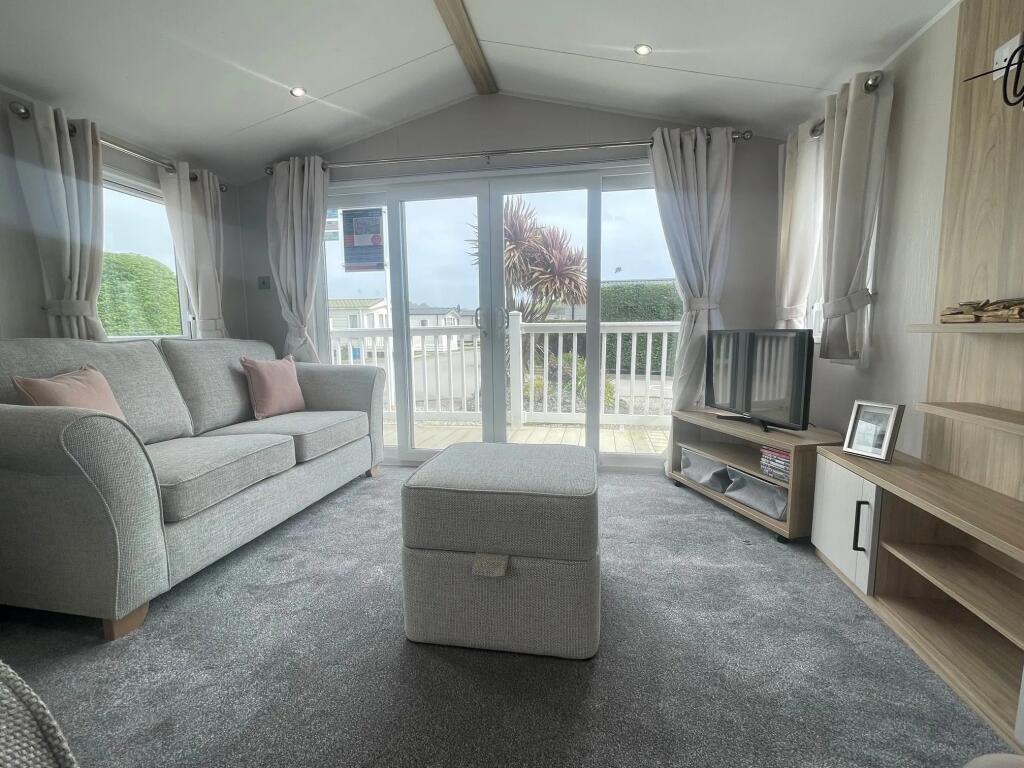 2025 Willerby Lamberhurst, Par Sands Coastal Holiday Park, Par Beach, Par, Cornwall, PL24 2AS - View 3