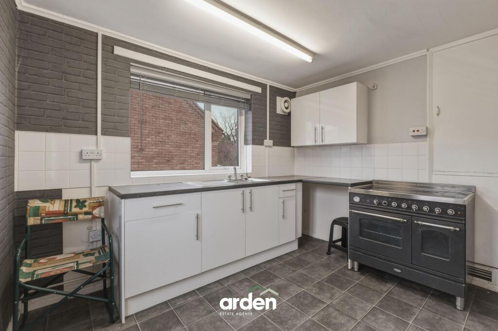 Burns Close, Redditch, B97 – pohled 3
