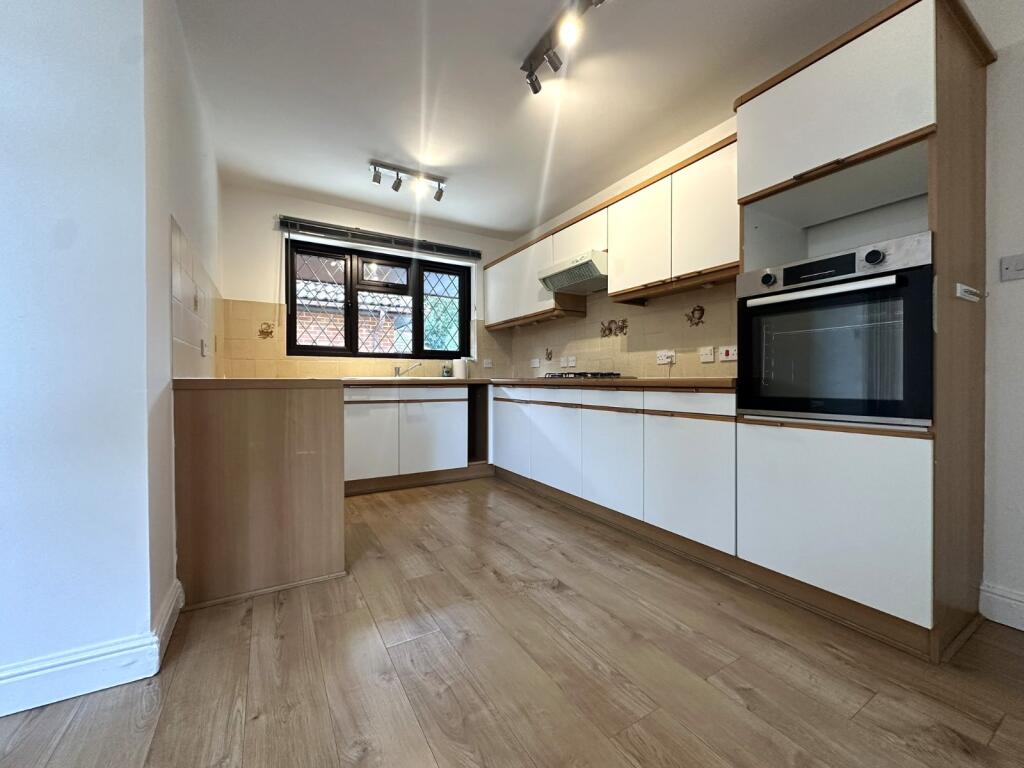House in Portsmouth - View 4