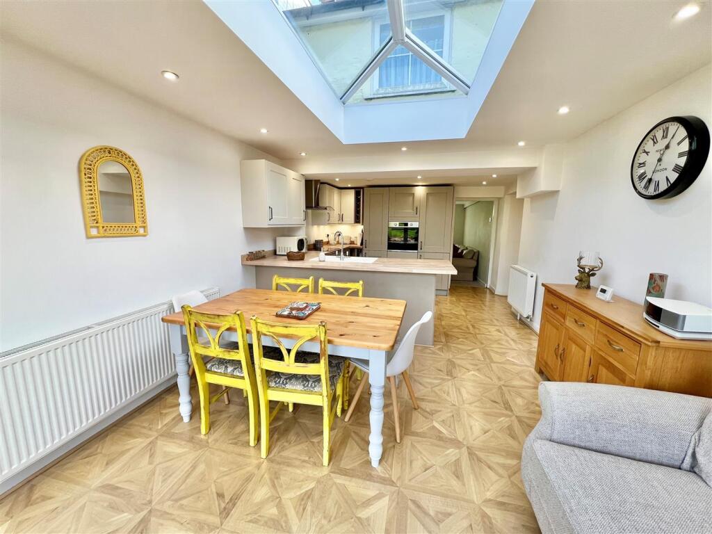 House in Portsmouth - More