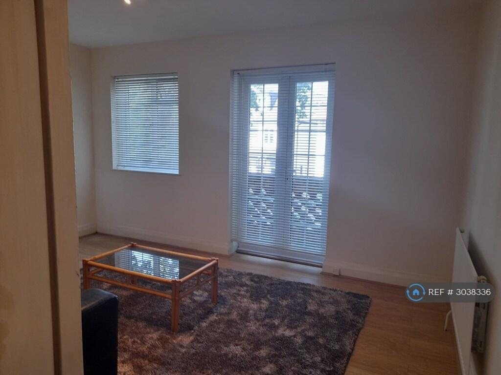 Main image of property: Beechcroft Court, London, NW11