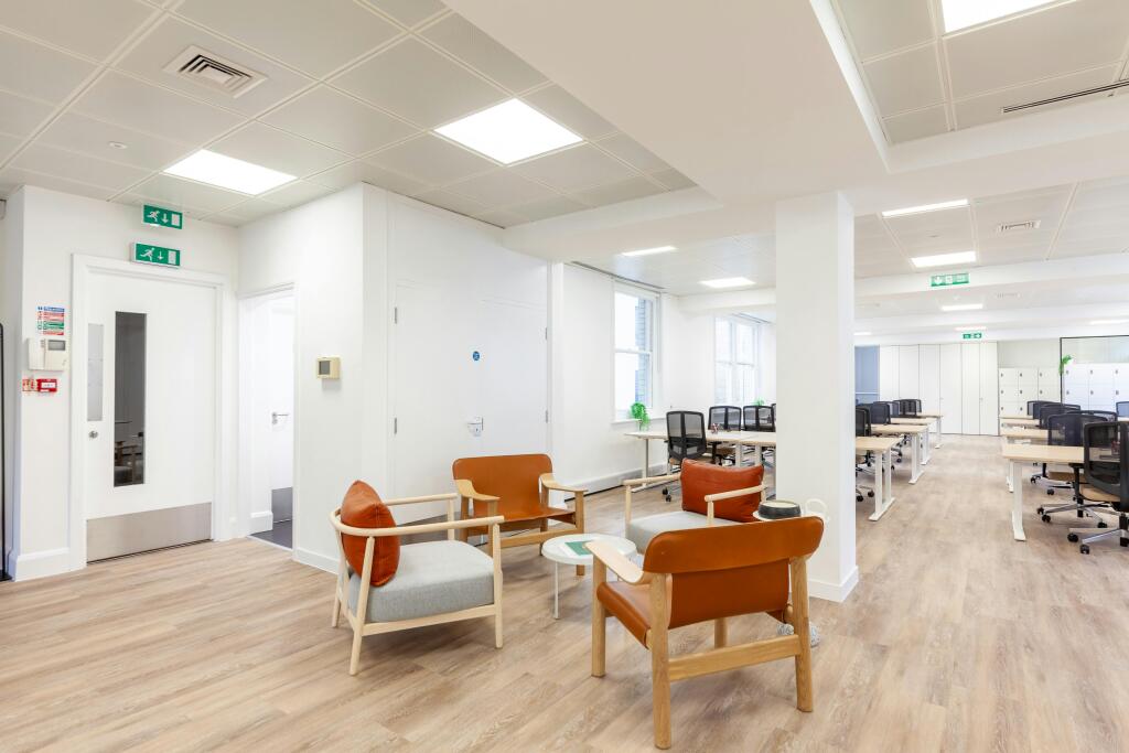 1921 Great Portland Street  3rd Floor 11.jpg