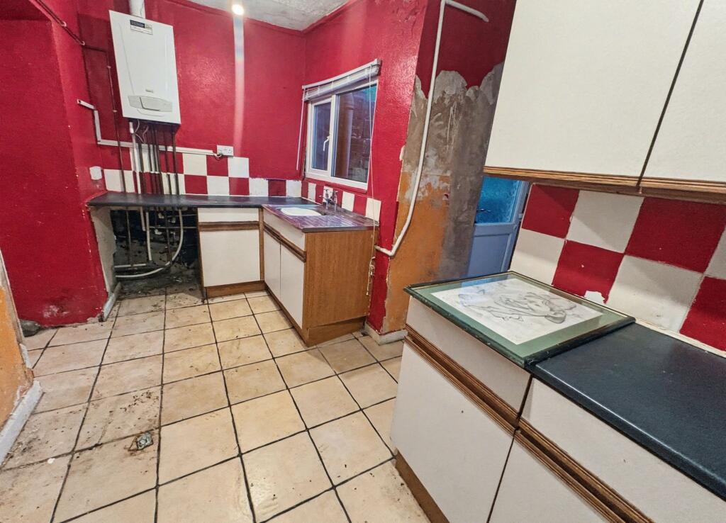 Railway Terrace, Cwmparc photo 5