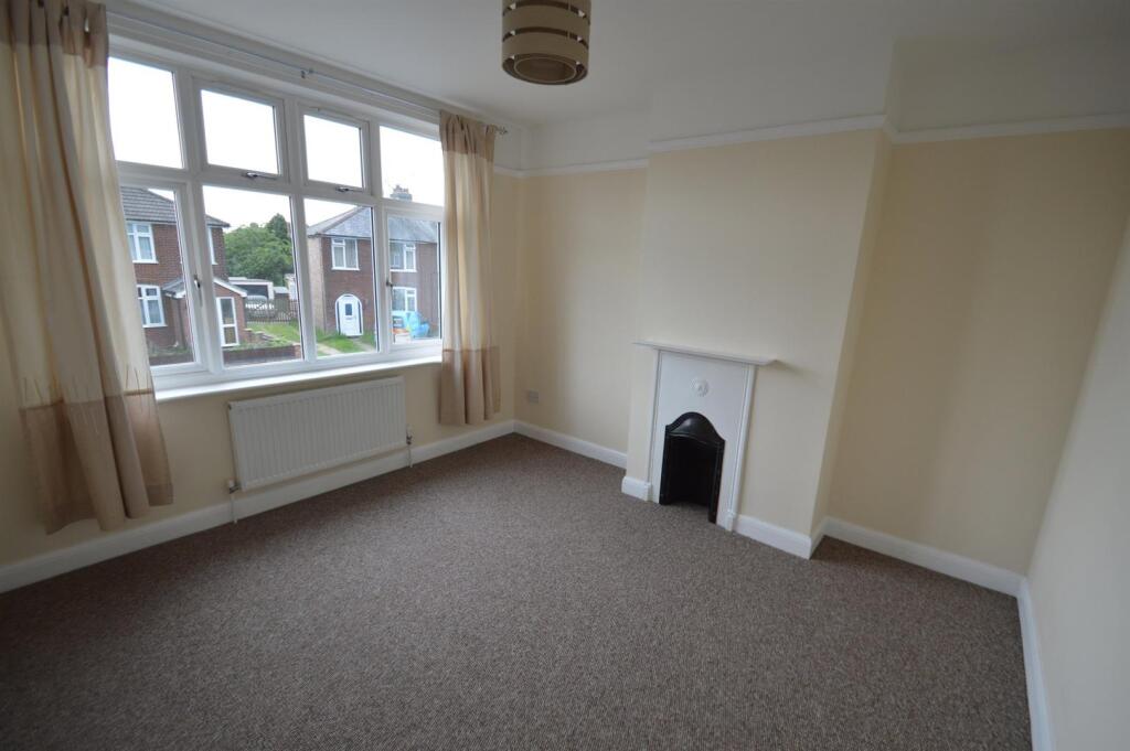 House in Ipswich - View 2