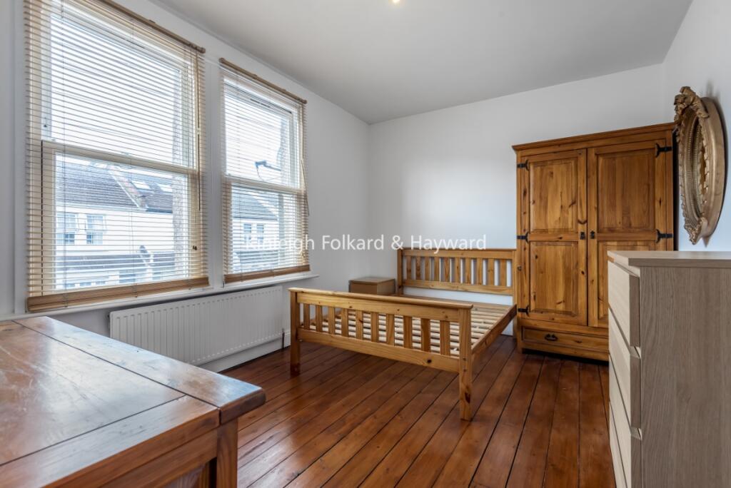 House in London, Tooting Graveney, Summerstown - View 5