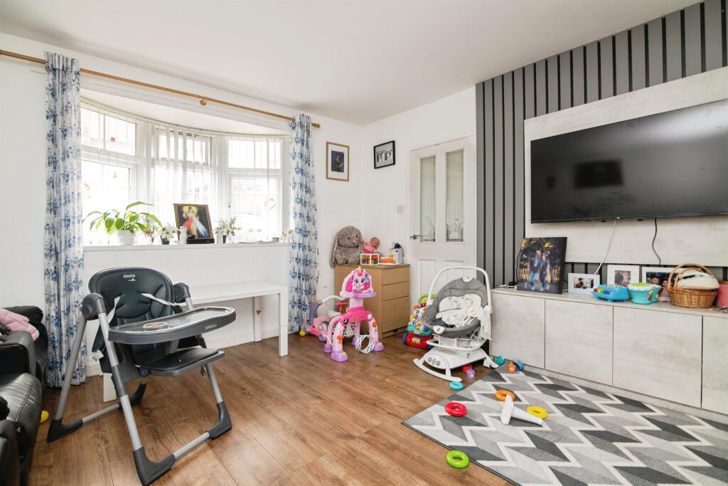 Additional image 3 of Poplar Avenue, Tividale, Oldbury