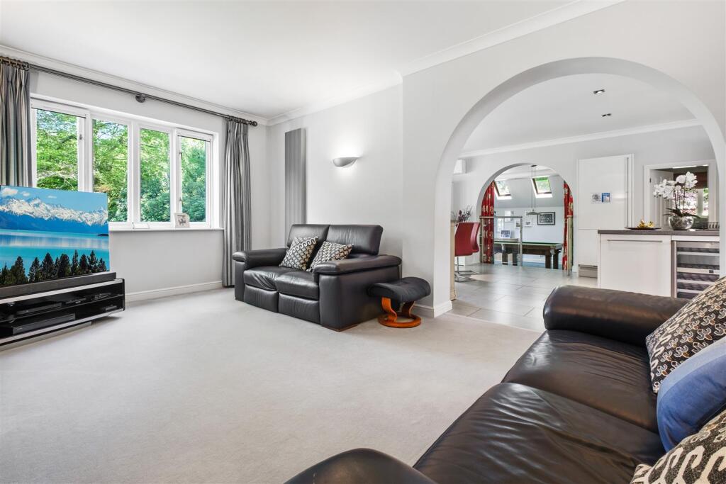 Additional image 17 of Selwyn Walk, Little Aston, Sutton Coldfield