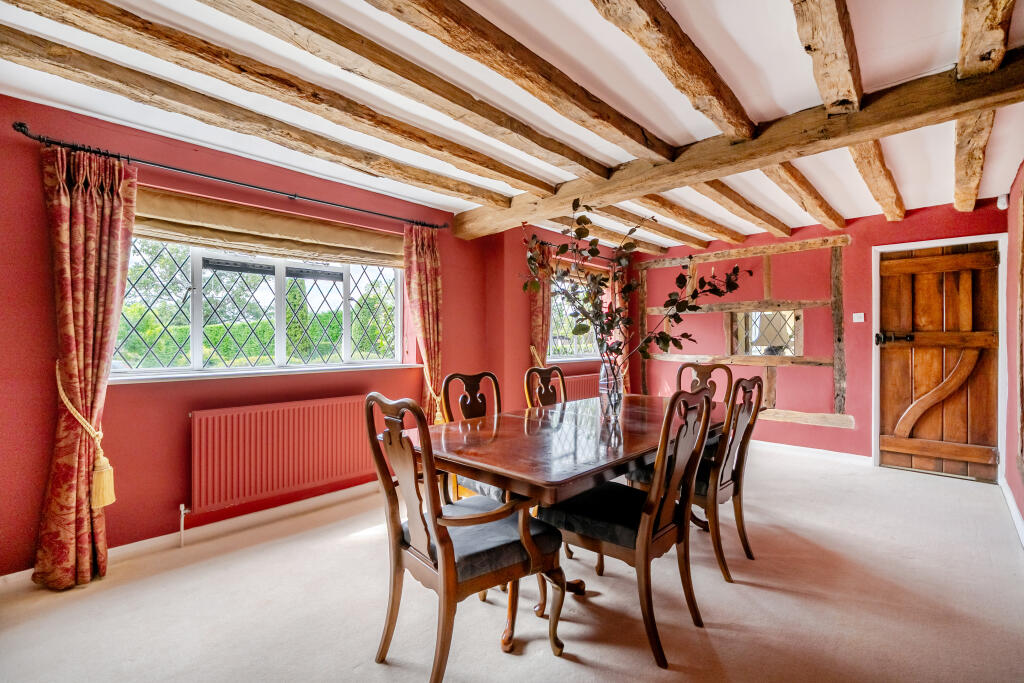 House in Slough - View 4
