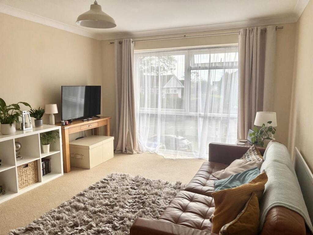Apartment in Bournemouth - View 2