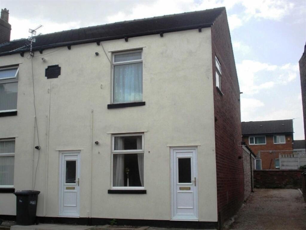 Main image of property: City Road, Kitt Green, Wigan, WN5 0BE