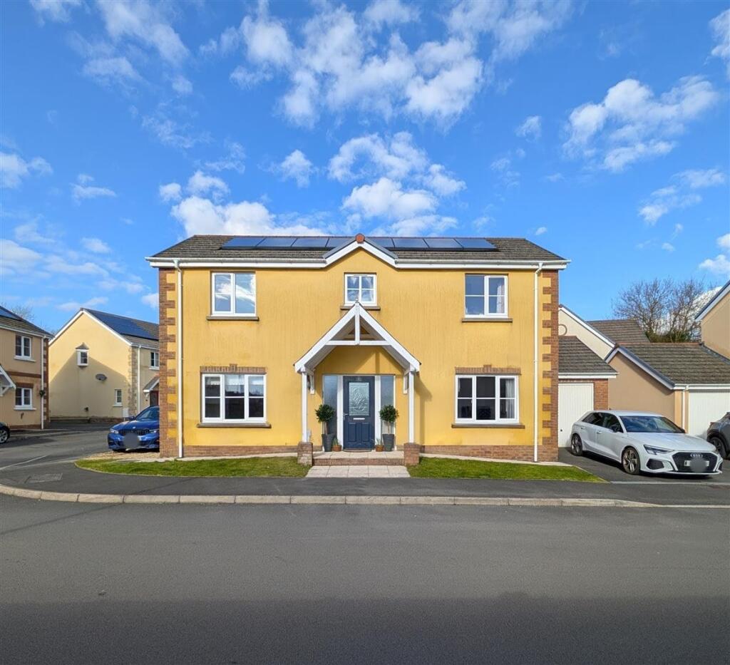 Main image of property: Tirydderwen, Cross Hands, Llanelli