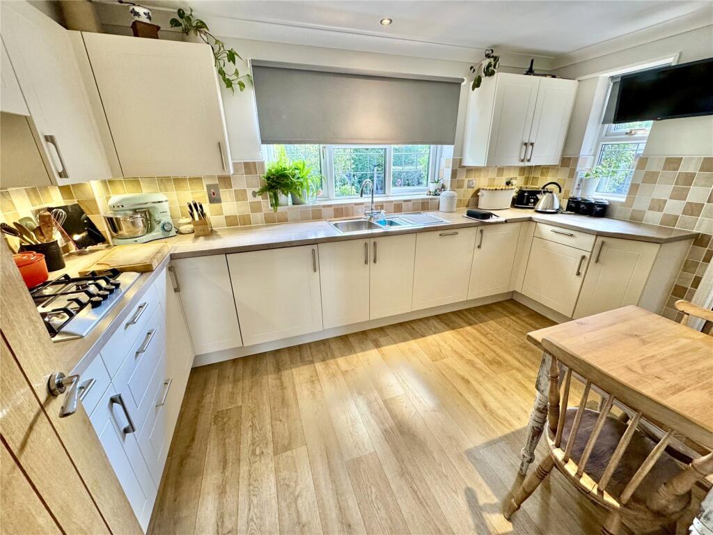 House in New Forest, Hordle - View 5
