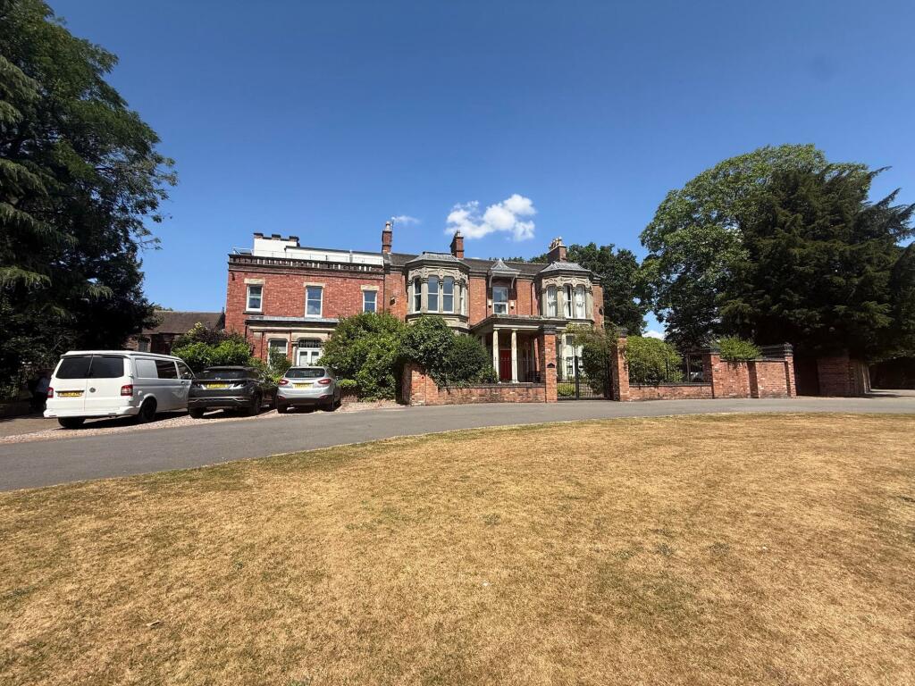 Main image of property: Crewe Road, Alsager, ST7