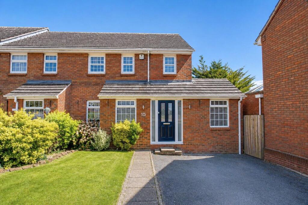 Main image of property: Fields End, Tring
