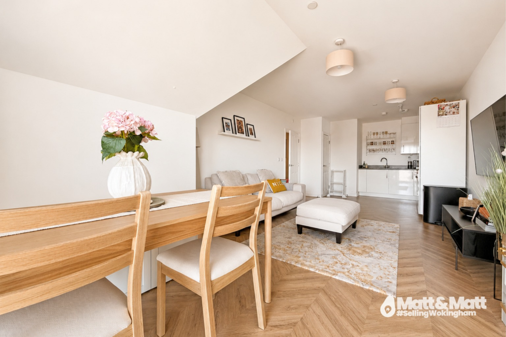 Apartment in Reading - View 4