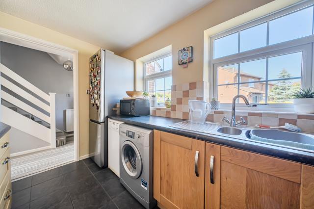 House in Thatcham, Colthrop - View 2