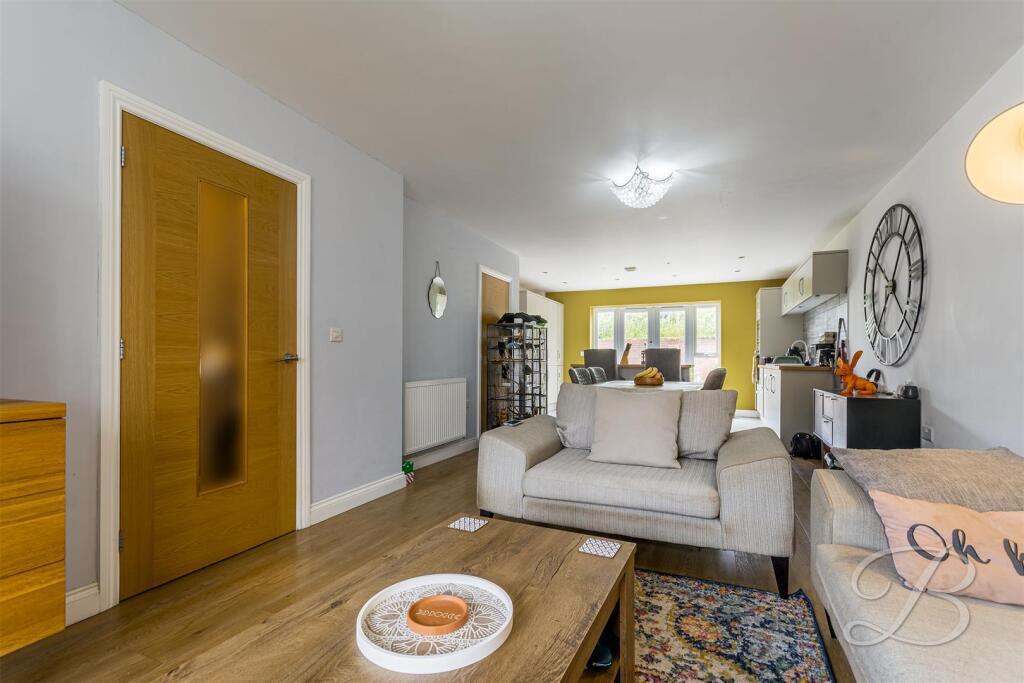 House in Mansfield, Ladybrook - View 5