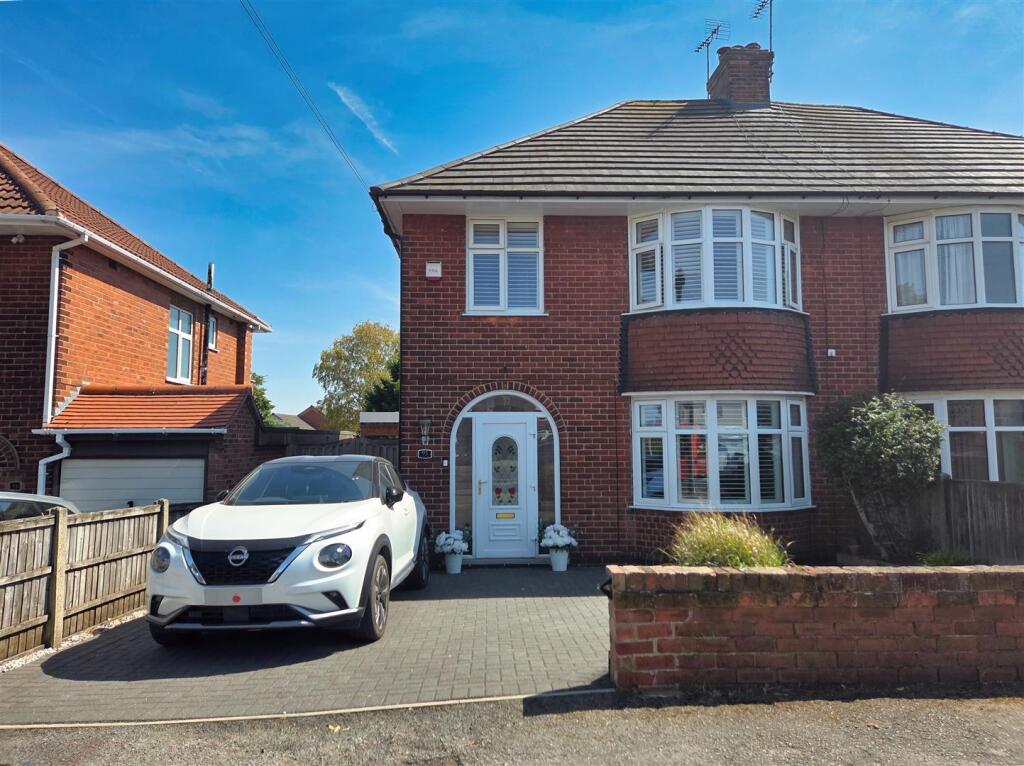 Main image of property: Sutton Road, Mansfield