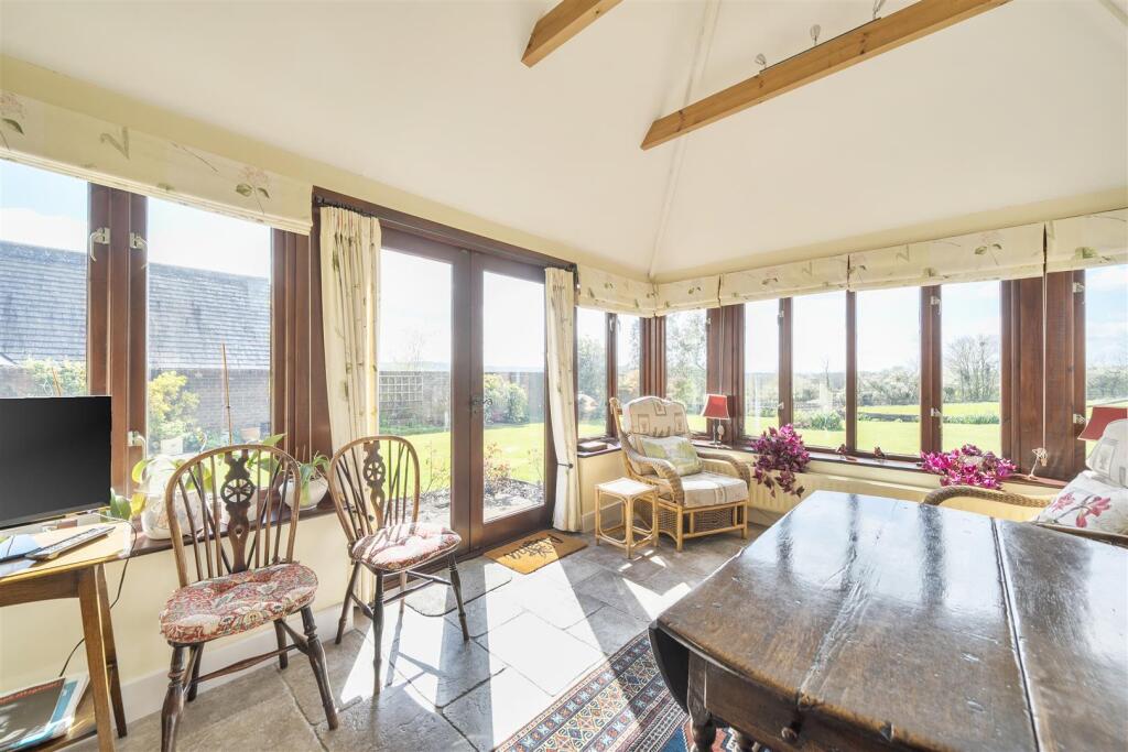 House in Sturminster Newton, Manston - View 2