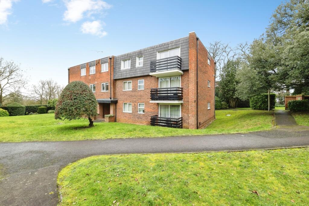 Main image of property: Parkmore Close, Woodford Green, IG8