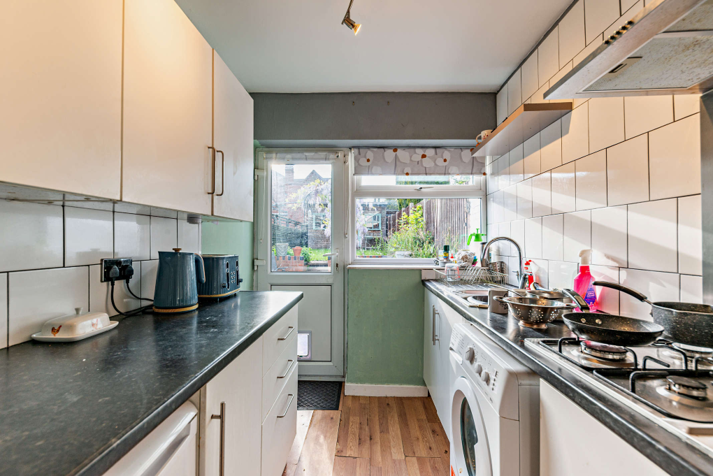 House in Nuneaton and Bedworth, Abbey Green - View 4