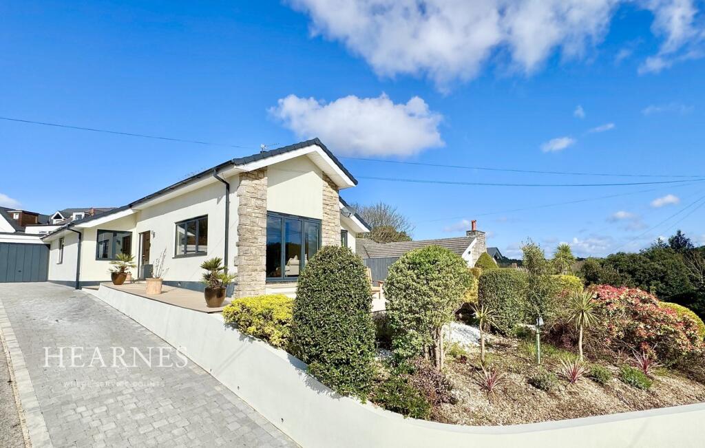 Main image of property: Surrey Gardens, Westbourne, Bournemouth, BH4