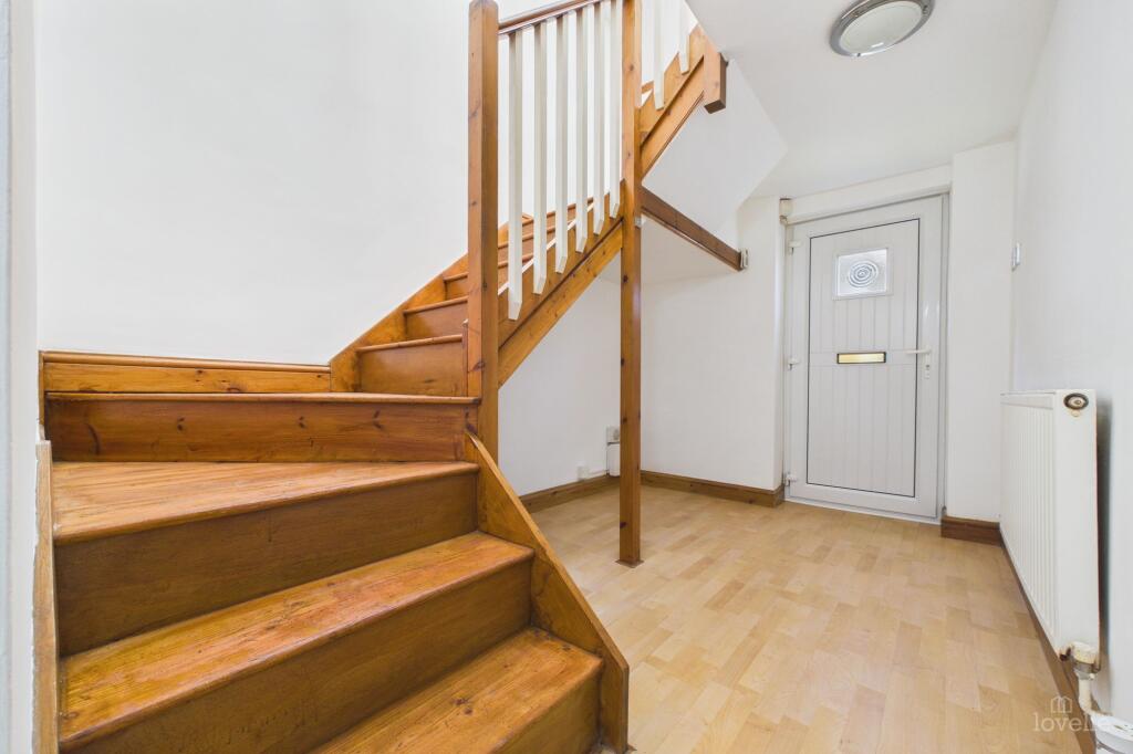 House in Doncaster - View 5