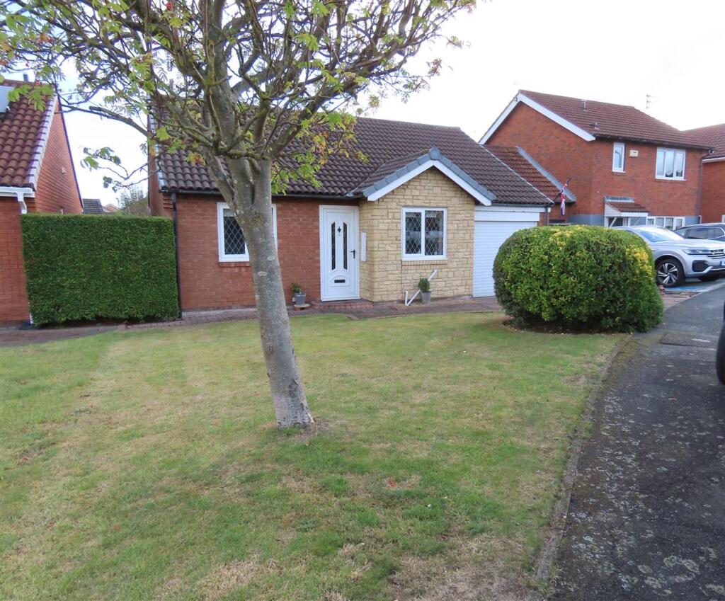 2-bed detached on Fallowfield, £240,000