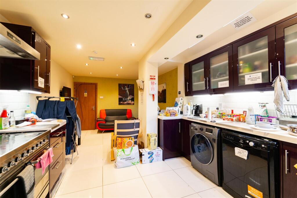 House in Birmingham - View 3