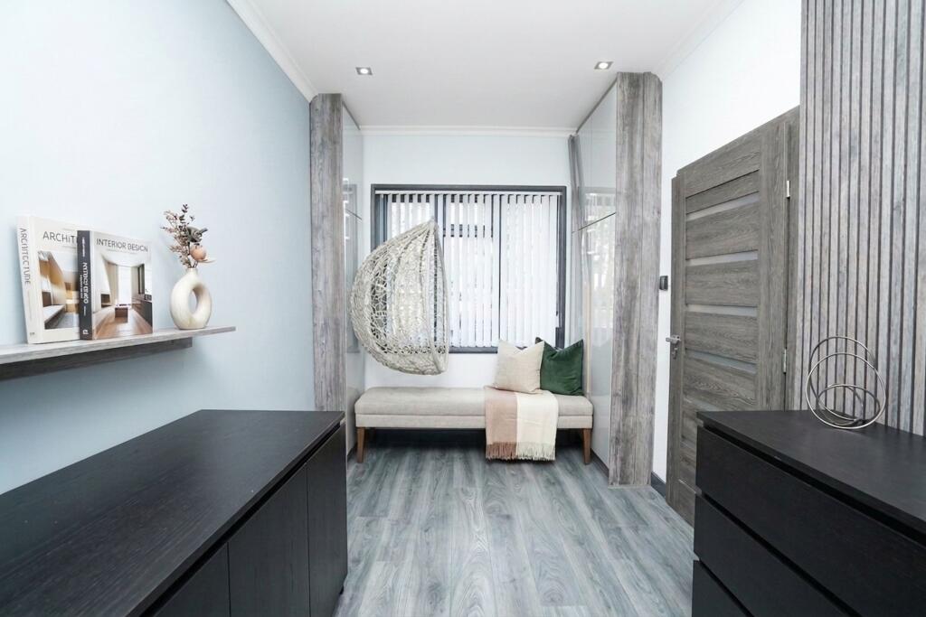 Additional image 6 of Stratford Road, Hall Green, B28