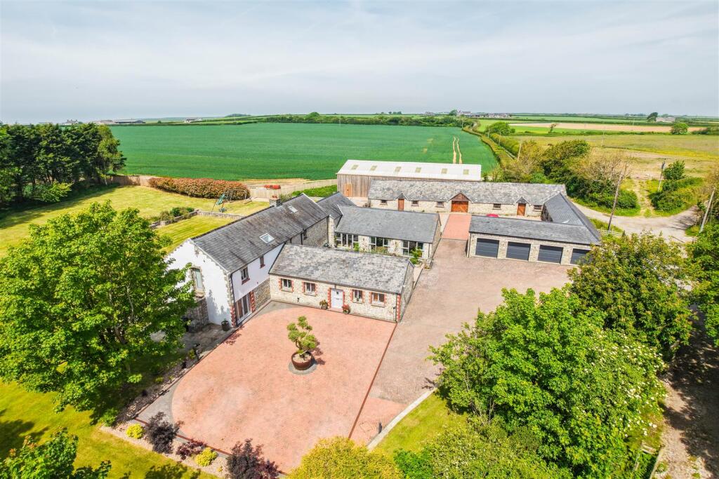Main image of property: Ty Broc, Parc Farm, St. Donat's, Nr Llantwit Major, Vale of Glamorgan, CF61 1AG