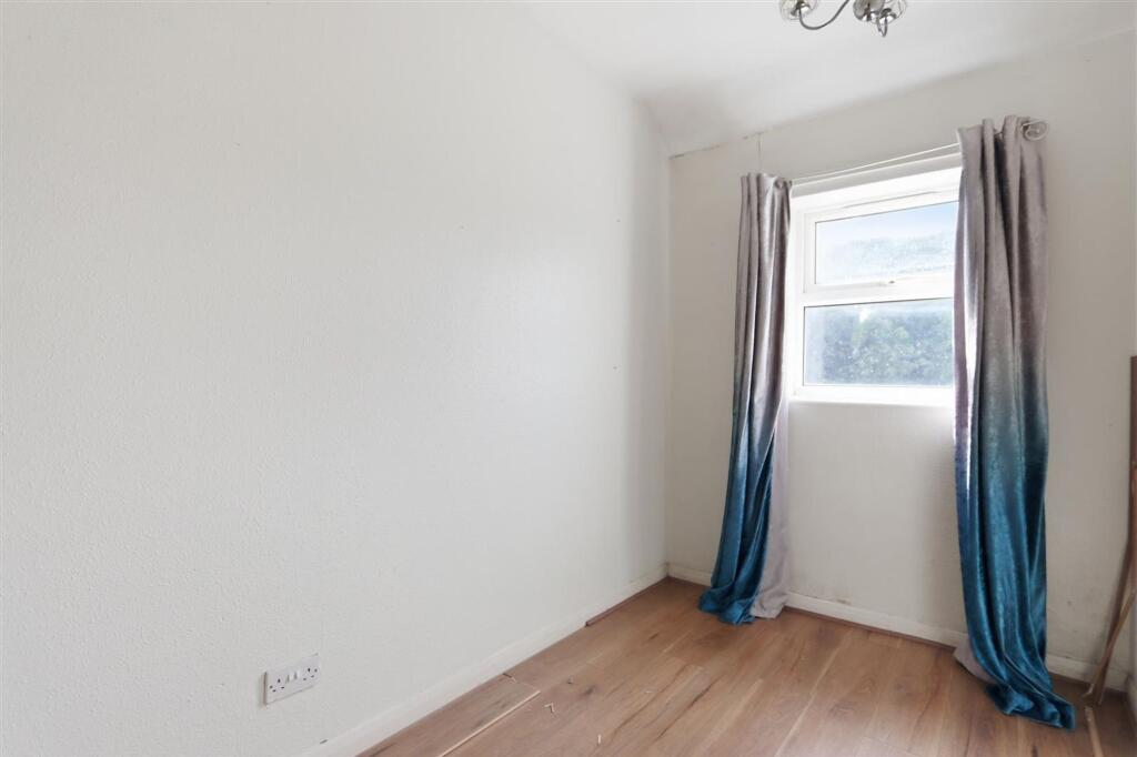 House in Sheffield - View 4