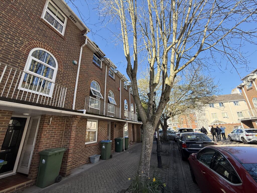 Main image of property: Latimer Street, Central