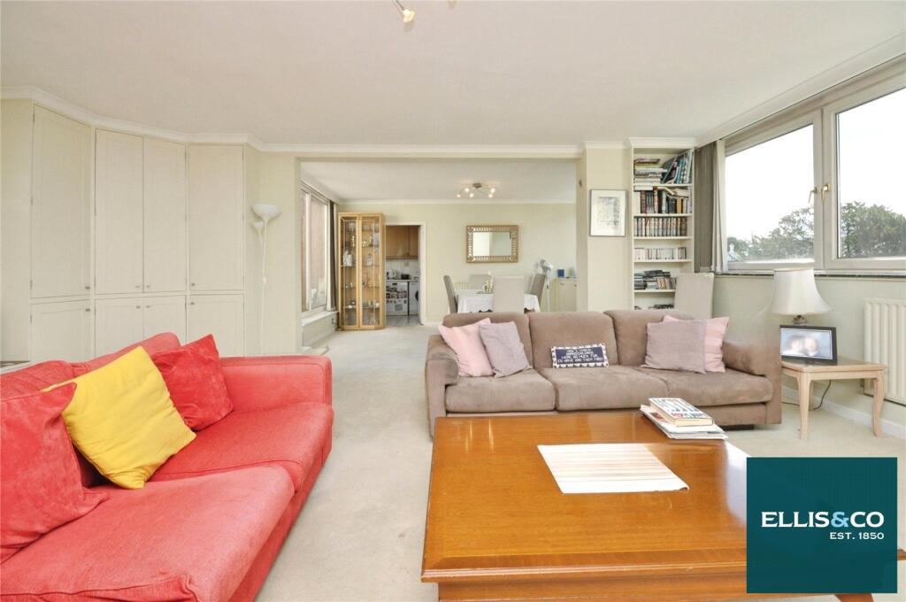 Apartment in London - View 5