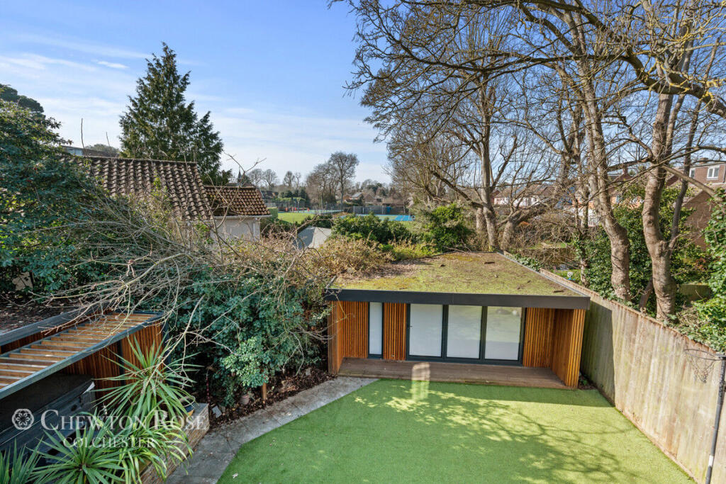 Ashley Gardens, COLCHESTER photo 4
