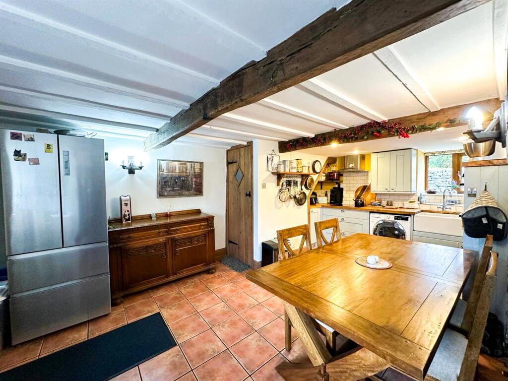 House in Keighley, Birchcliffe - More