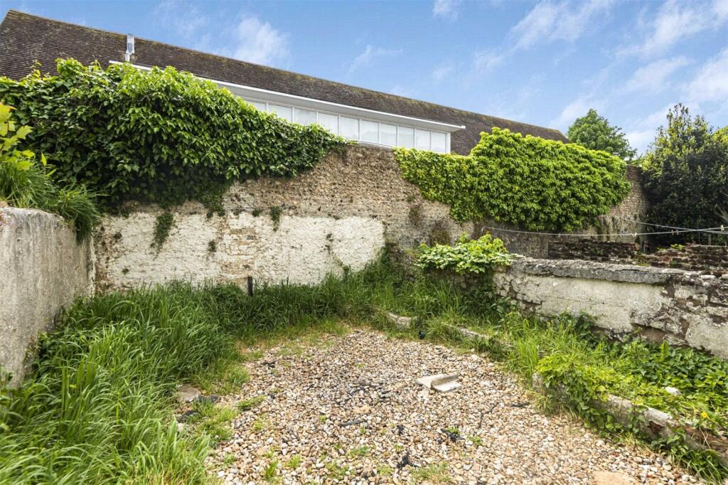 4 bedroom house for rent