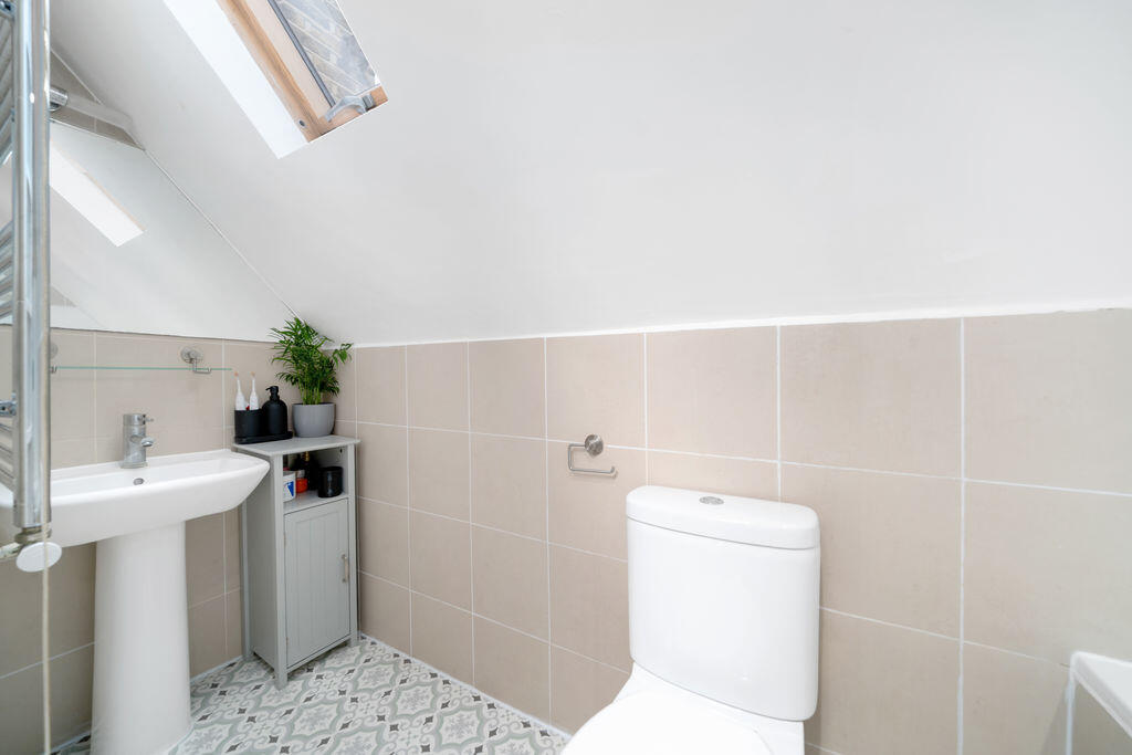 Apartment in London - View 4