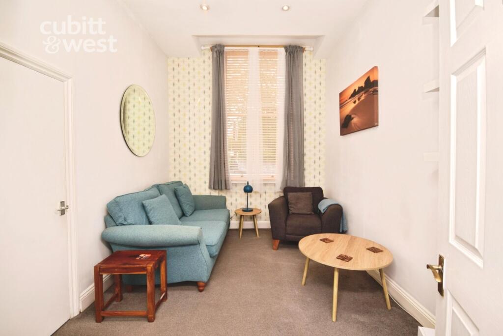 Apartment in Brighton - View 4