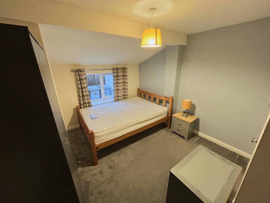 Main image of property: Swinegate, Grantham, NG31