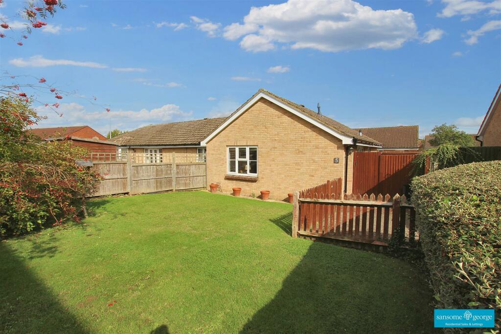 Main image of property: Condor Close, Tilehurst, Reading