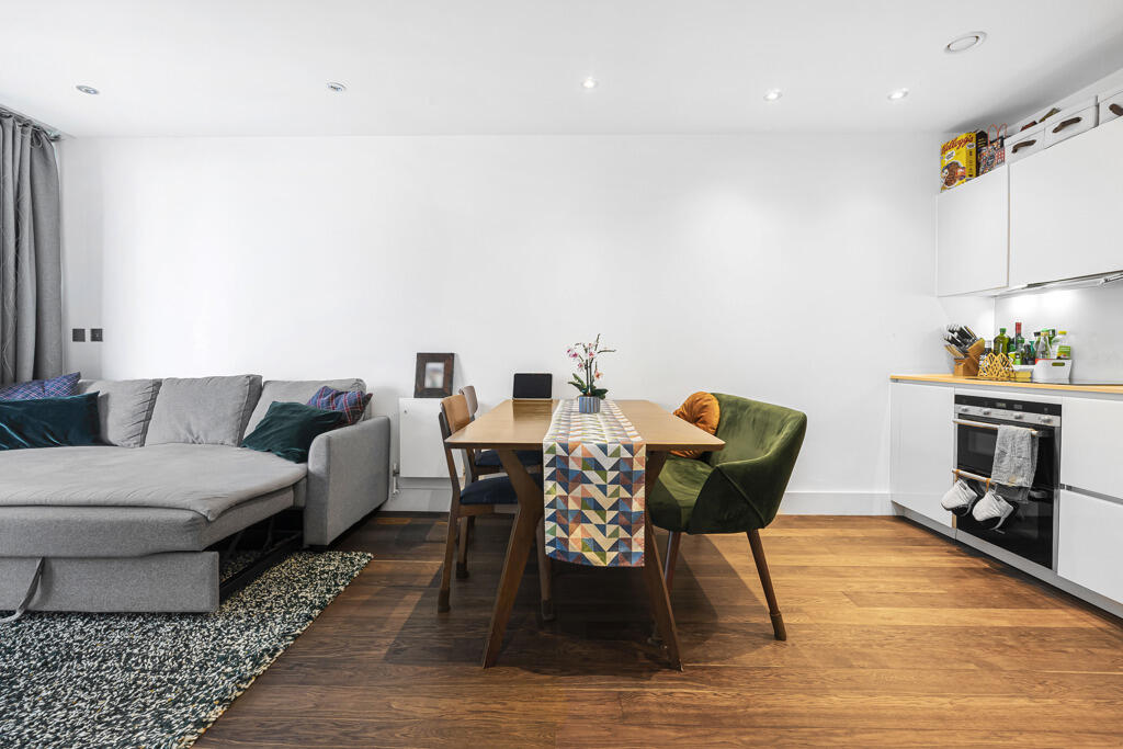 Stamford Square, London, SW15 – pohled 3