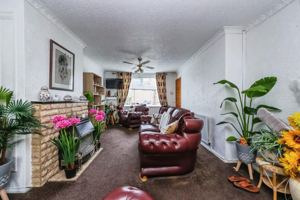 Summerwood Lane, Clifton, Nottingham, NG11 - View 3