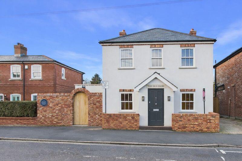 Main image of property: Wick Lane, Town Centre, Christchurch, BH23 