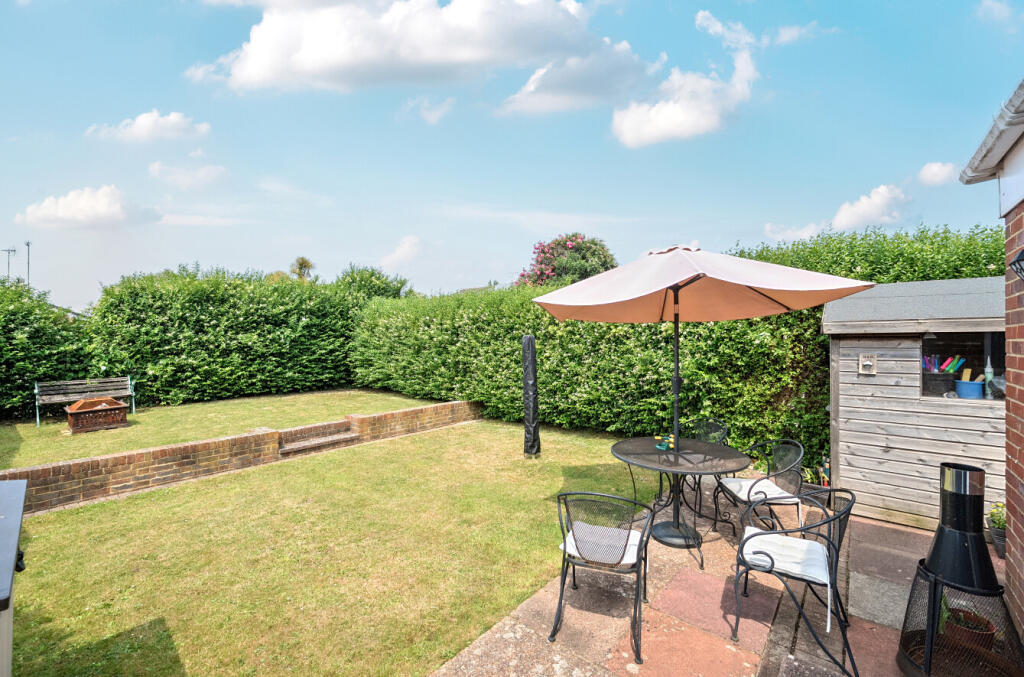 House in Worthing, West Sussex - View 2