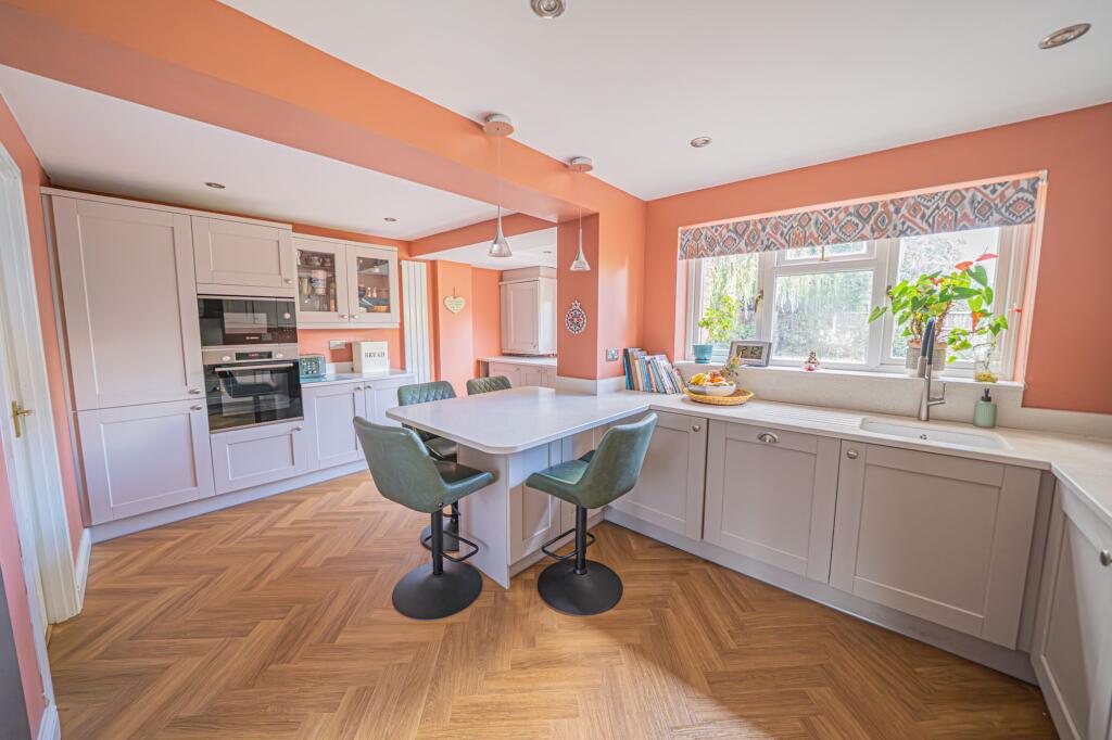 Finwood Close, Solihull, B92 - View 3