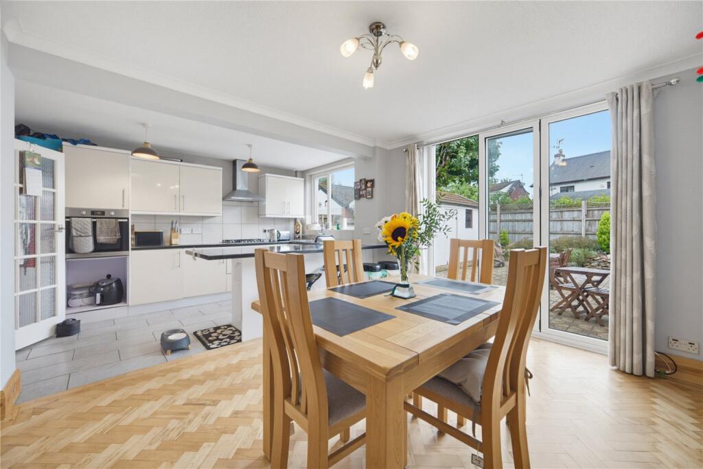 House in Cardiff, Whitchurch - View 3