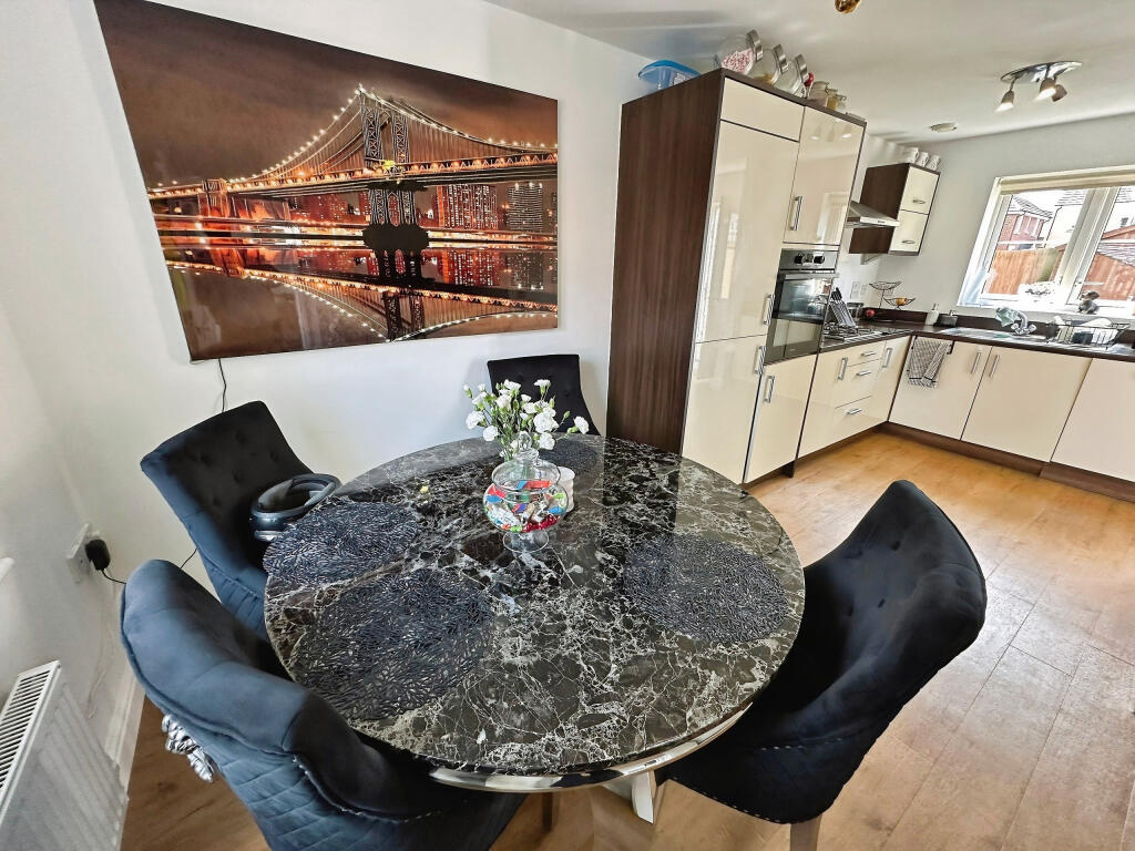 House in South Kesteven, Bourne - View 3