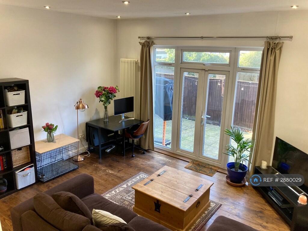 Main image of property: Thornton Avenue, London, SW2